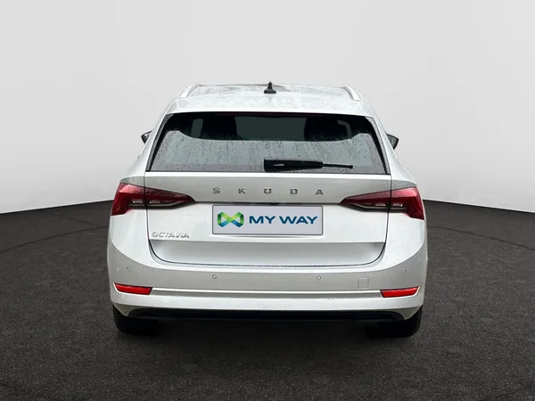 SKODA Octavia Combi (2022) — foto 22 van 24