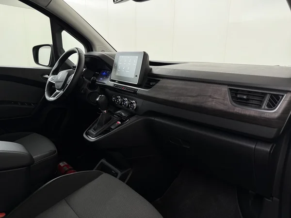 RENAULT Kangoo (2025) — foto 3 van 28