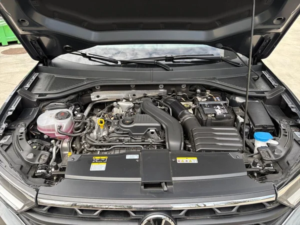 VOLKSWAGEN T-Roc (2025) — foto 15 van 24