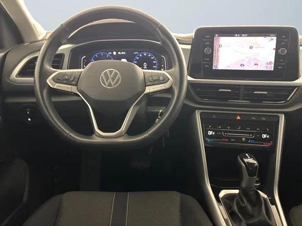 VOLKSWAGEN T-Roc (2022) — foto 5 van 23