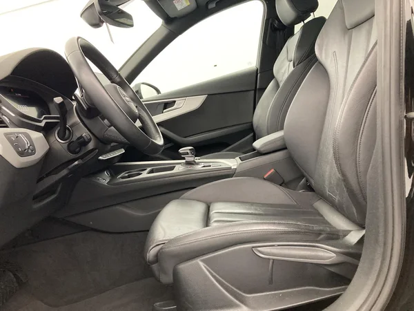 AUDI A4 Avant (2022) — foto 18 van 36