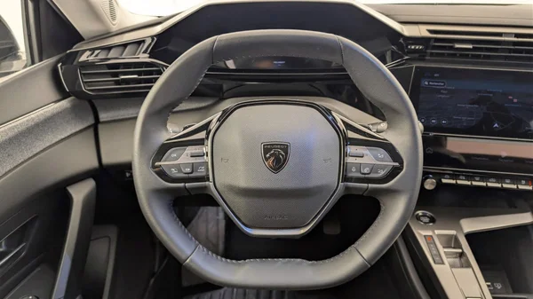 Peugeot 408 (2025) — foto 6 van 29