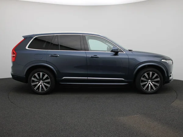 Volvo XC90 (2022) — foto 46 van 49