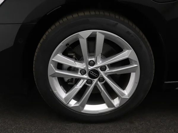 AUDI A3 Sportback PHEV (2025) — foto 24 van 25