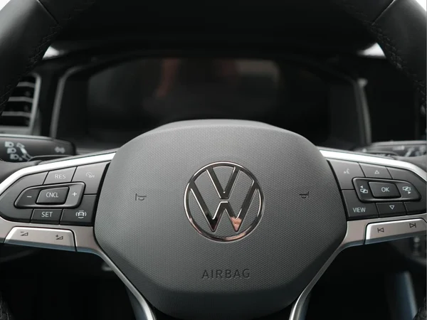 VOLKSWAGEN Polo (2026) — foto 9 van 25