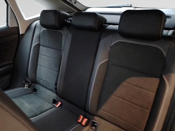 VOLKSWAGEN Taigo (2025) — foto 3 van 15