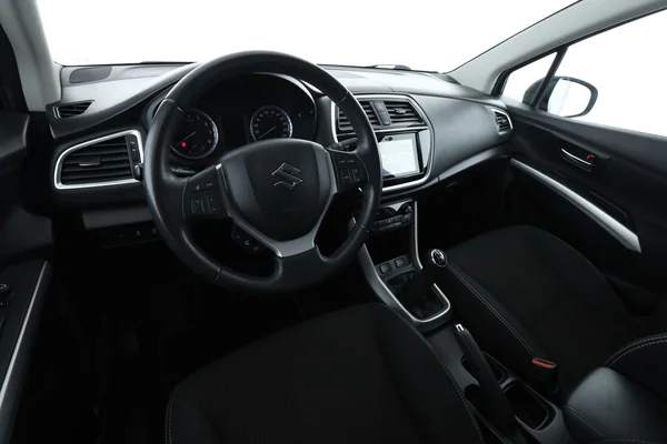 Suzuki SX4 (2018) — foto 2 van 16