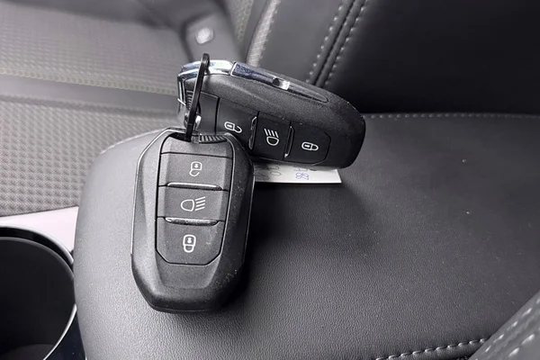 Peugeot 208 (2020) — foto 20 van 31