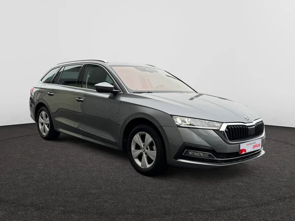 SKODA Octavia Combi (2024) — foto 2 van 24
