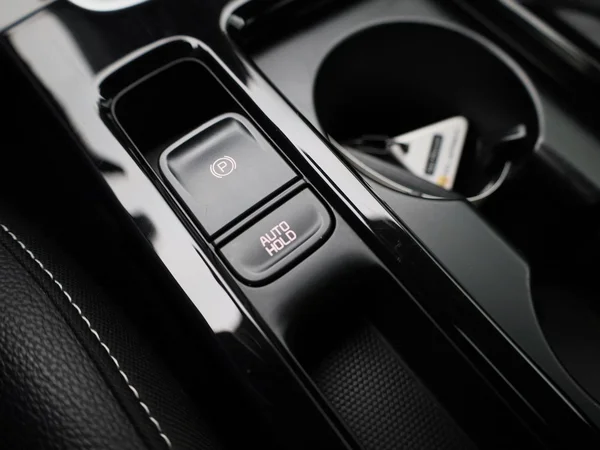 Kia cee'd (2023) — foto 22 van 39