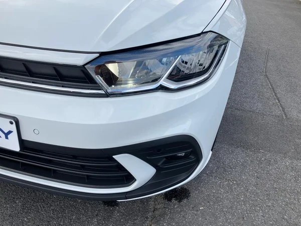 VOLKSWAGEN Polo (2024) — foto 3 van 26