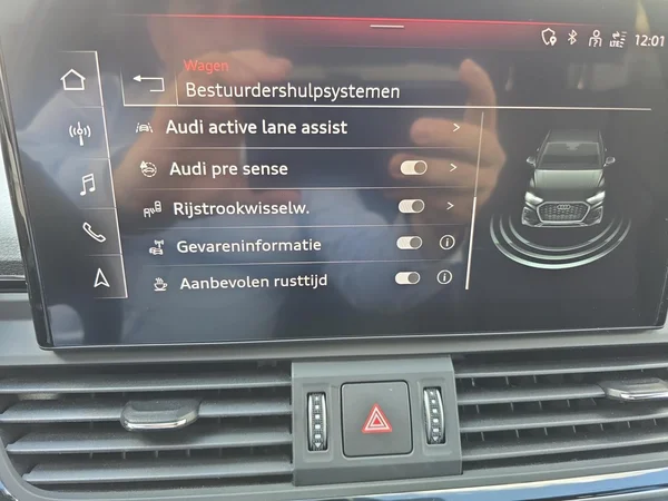 AUDI Q5 Sportback PHEV (2022) — foto 3 van 17