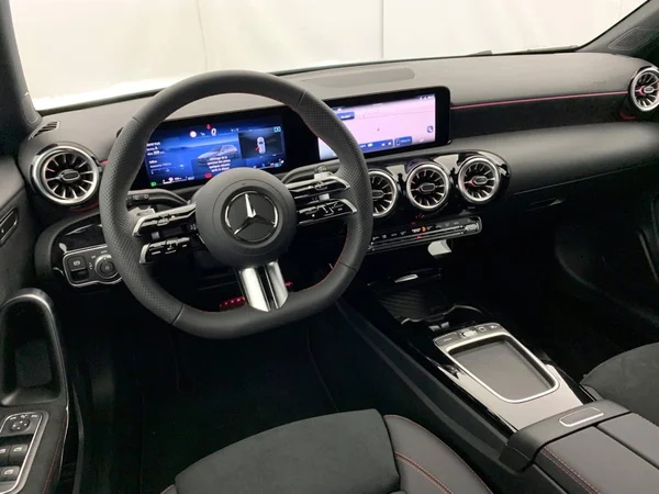 Mercedes-Benz Classe A (W177) (2025) — foto 6 van 23