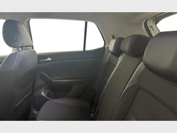 Volkswagen T-Cross (2023) — foto 6 van 26