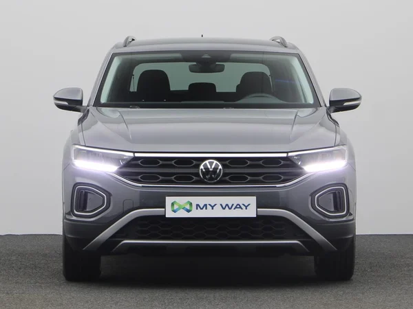 VOLKSWAGEN T-Roc (2023) — foto 15 van 19