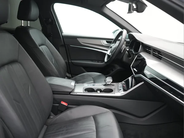 AUDI A6 PHEV (2021) — foto 11 van 31