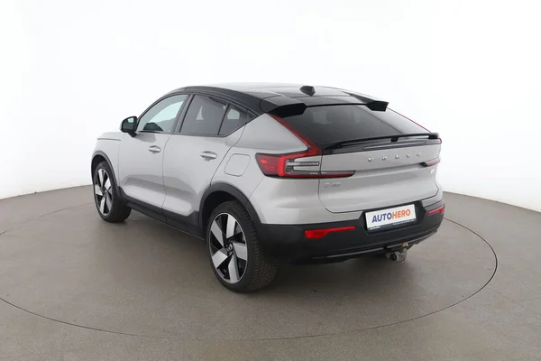 Volvo C40 (2022) — foto 10 van 16