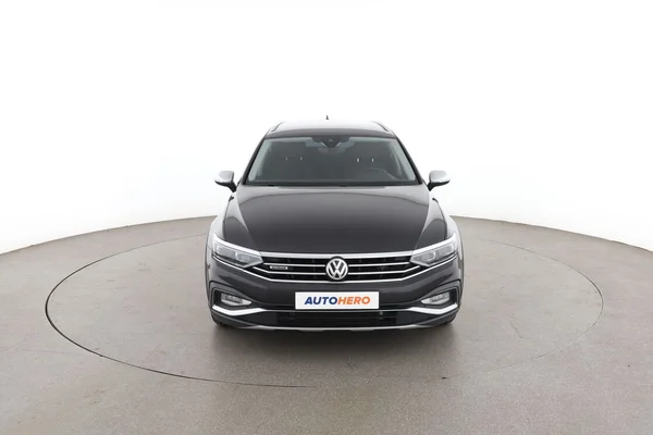 Volkswagen Passat Alltrack (2019) — foto 15 van 16
