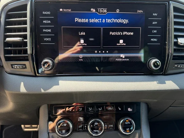 SKODA Karoq (2025) — foto 10 van 19