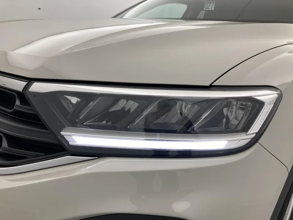 VOLKSWAGEN T-Roc Dsl (2023) — foto 28 van 36