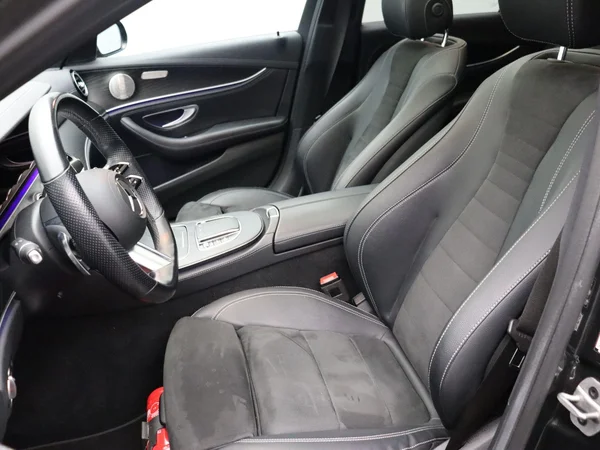 Mercedes-Benz E-Klasse (2022) — foto 7 van 33