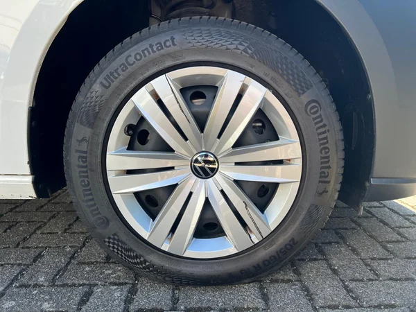 VOLKSWAGEN Caddy Maxi Cargo Dsl (2024) — foto 9 van 23
