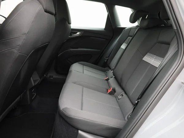 Audi Q4 e-tron (2024) — foto 4 van 50