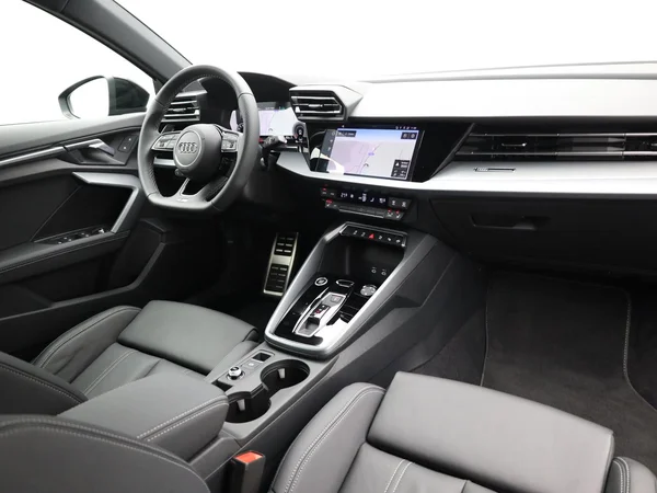AUDI A3 Sportback (2025) — foto 17 van 23
