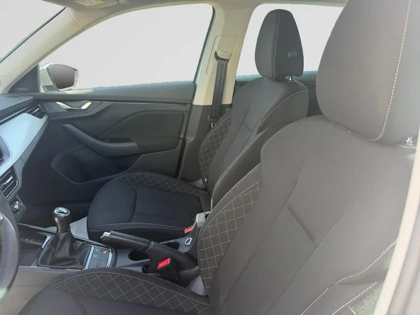 SKODA Kamiq (2022) — foto 10 van 27