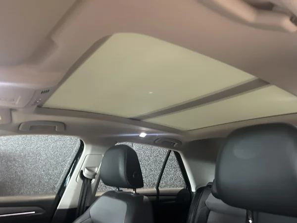 Volkswagen T-Roc (2023) — foto 2 van 20