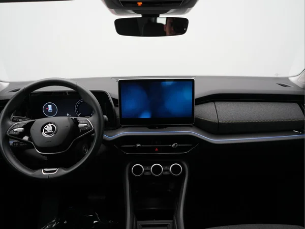 SKODA Kodiaq (2024) — foto 6 van 32