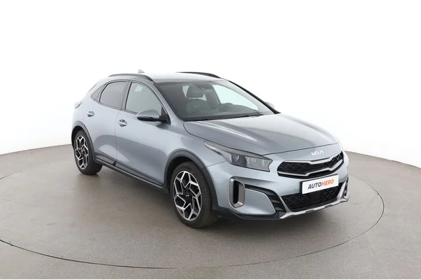 Kia XCeed (2022) — foto 14 van 16