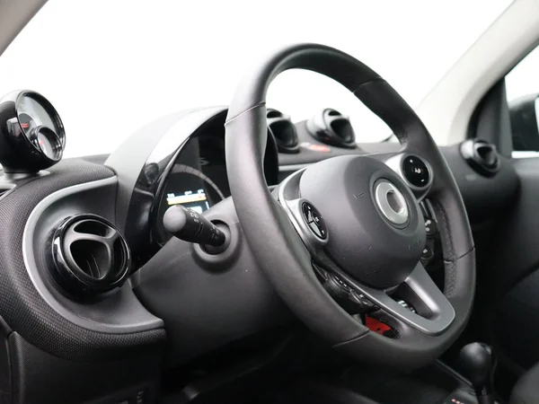 smart Fortwo (2024) — foto 3 van 25