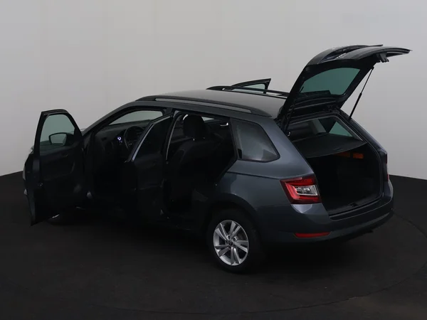 SKODA Fabia (2021) — foto 24 van 25