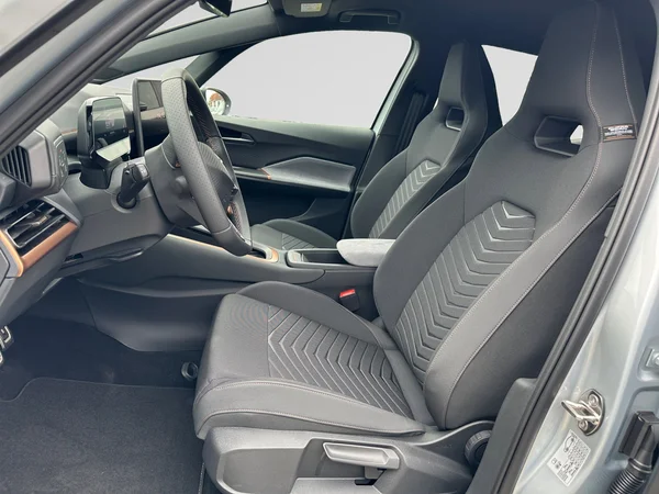 CUPRA Born (2025) — foto 3 van 13