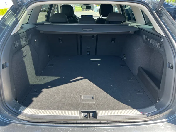 SKODA Superb Combi (2024) — foto 10 van 20