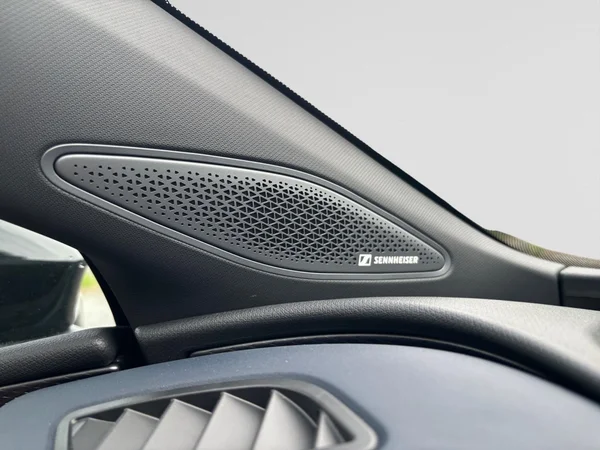 CUPRA Tavascan (2025) — foto 6 van 7