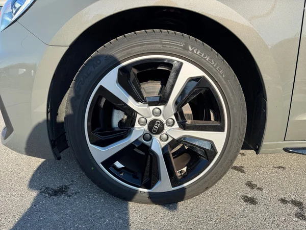 AUDI A1 Sportback (2025) — foto 17 van 24
