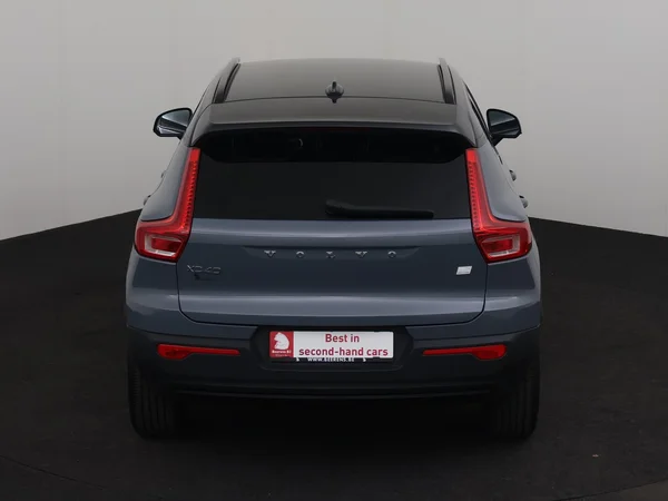 VOLVO XC40 (2022) — foto 28 van 31