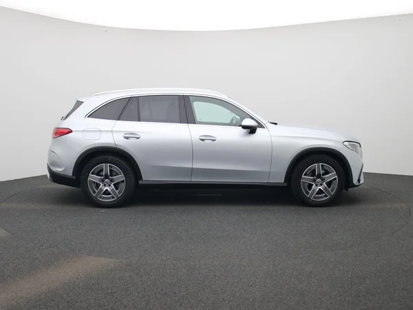 Mercedes-Benz GLC (2025) — foto 49 van 52