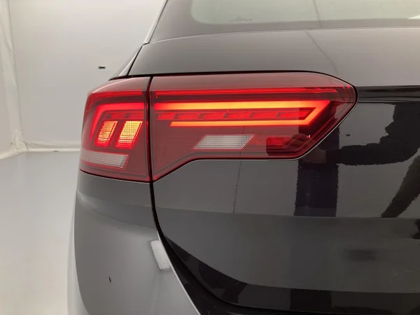 VOLKSWAGEN T-Roc (2024) — foto 29 van 36