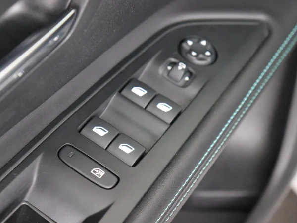 PEUGEOT 5008 (2023) — foto 20 van 28