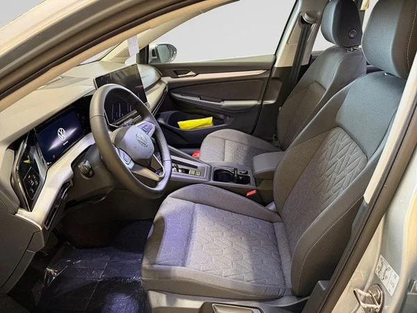 VOLKSWAGEN Golf VIII (2026) — foto 21 van 21