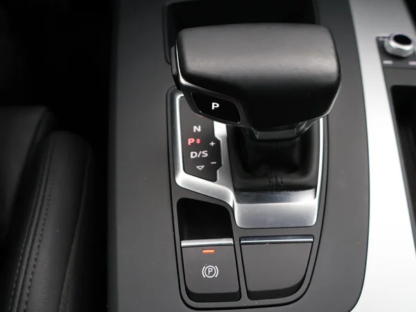 AUDI Q5 (2022) — foto 16 van 27