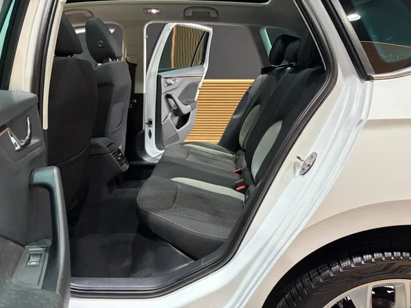 Skoda Kamiq (2020) — foto 14 van 26