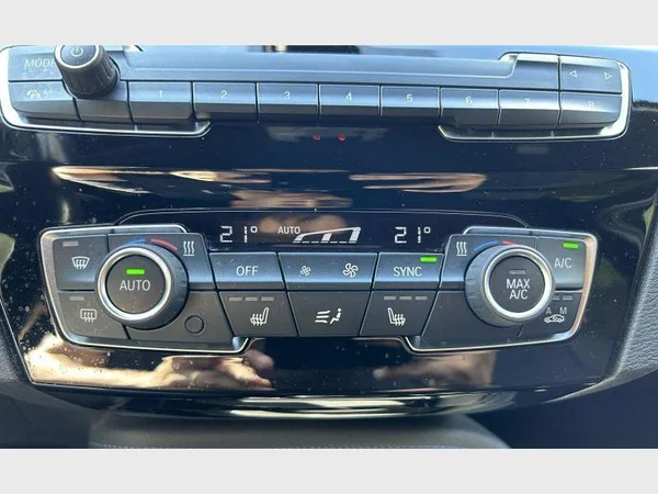 BMW X1 (2022) — foto 9 van 27