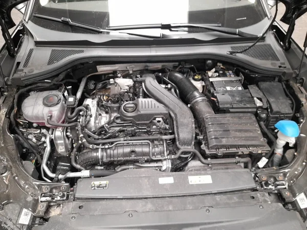 SKODA Superb Combi (2025) — foto 16 van 23