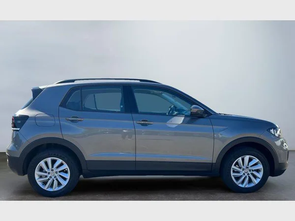 Volkswagen T-Cross (2020) — foto 26 van 29