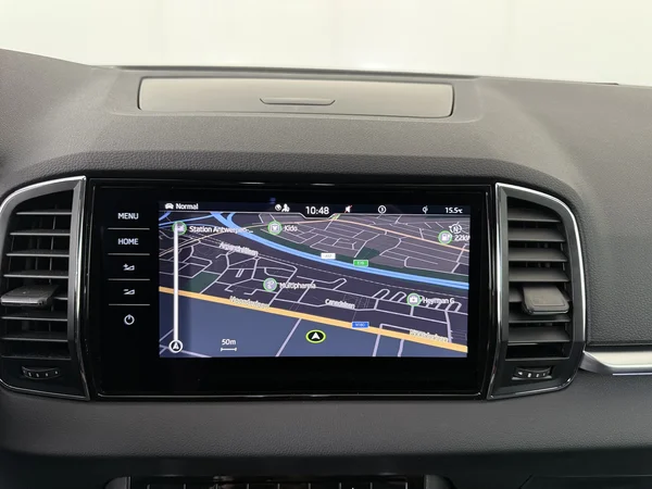SKODA Karoq (2022) — foto 10 van 27