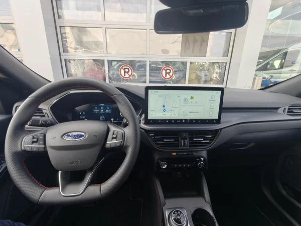 Ford Kuga (2025) — foto 18 van 18